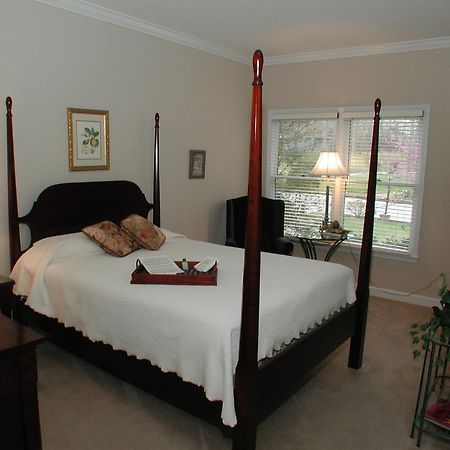 The Garden Inn Bed & Breakfast At Bee Rock Monterey Exterior foto